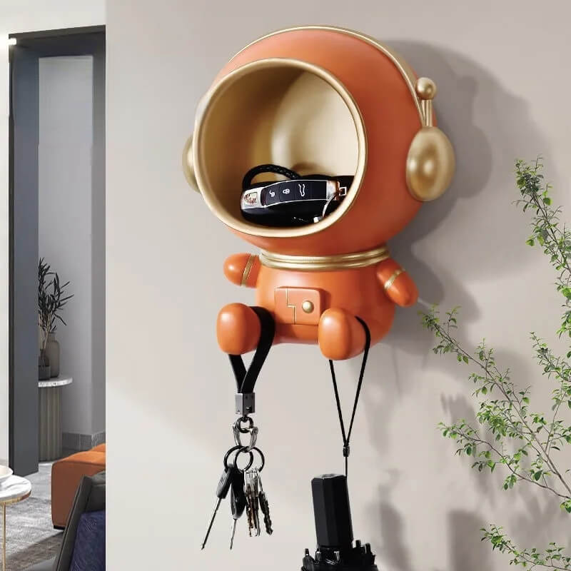 Astronaut Helmet Wall Catchall 1